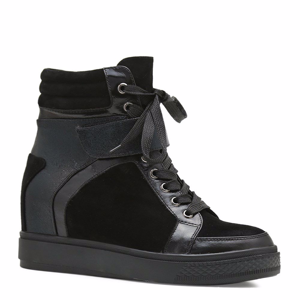 Ботинки осенние на танкетке, Чорний
Ботинки осенние на танкетке, Чорний