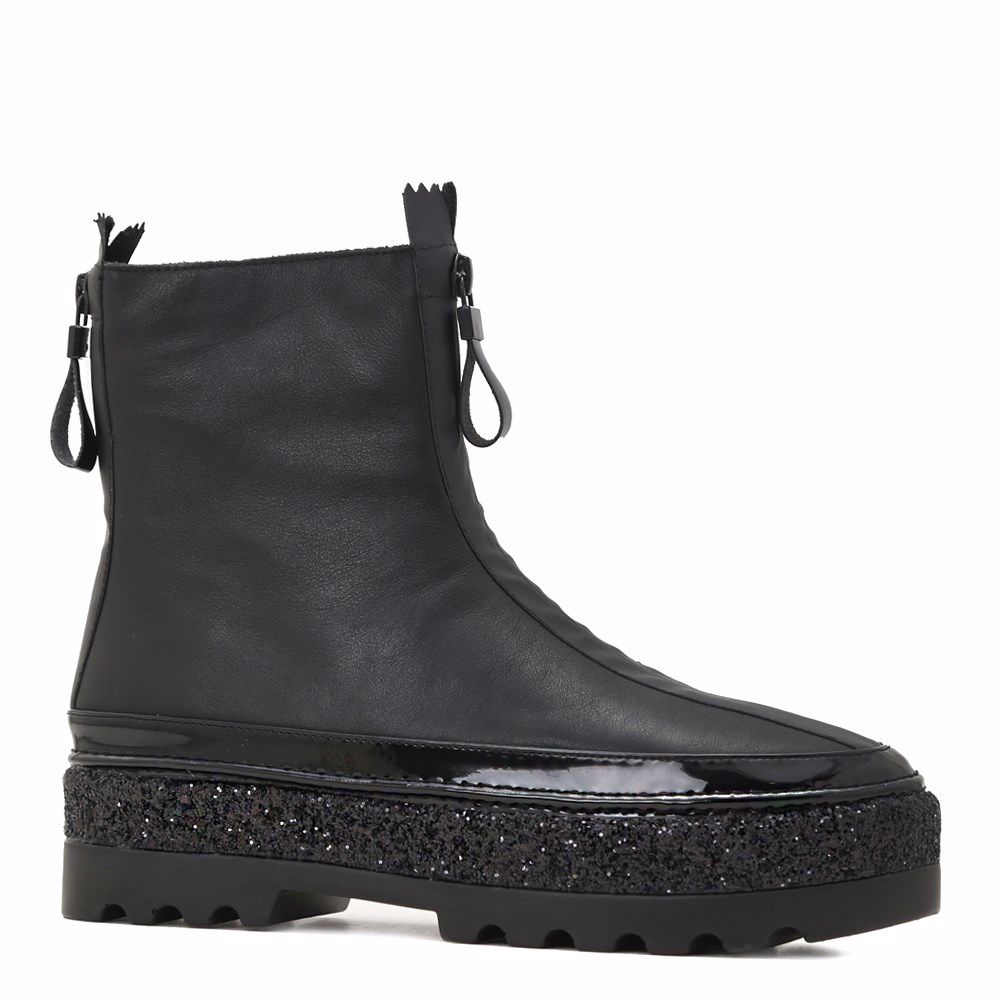 Ботинки зимние на низком ходу, Черный
Ботинки зимние на низком ходу, Черный