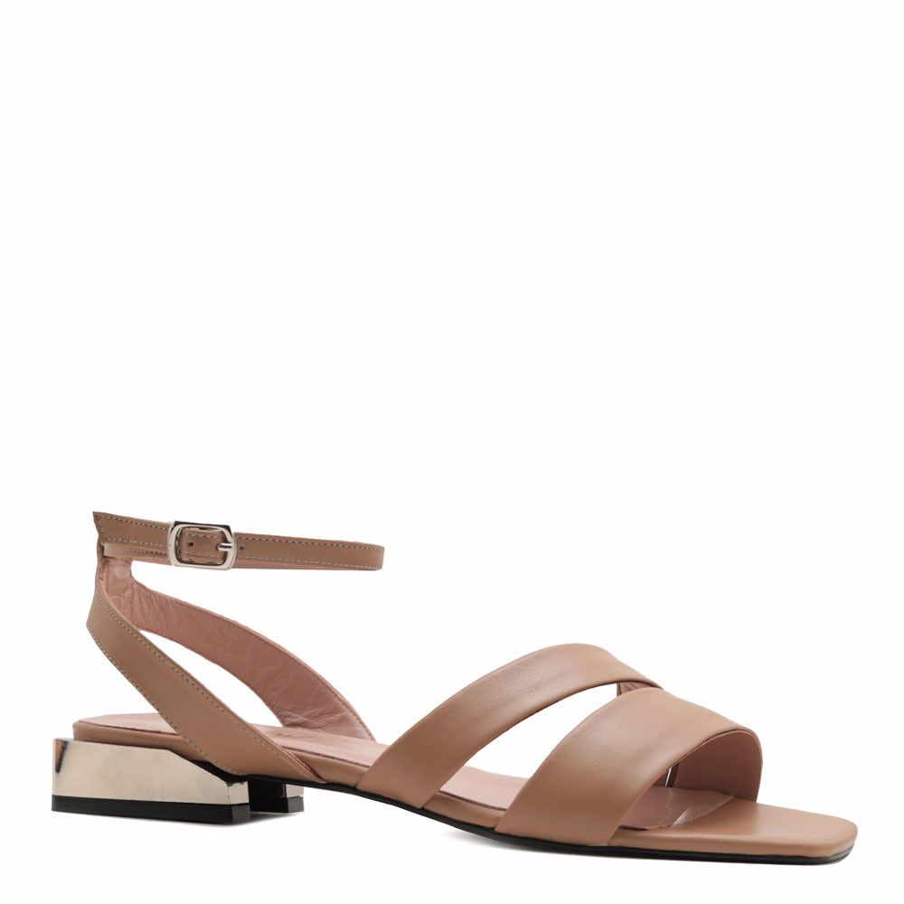 Босоніжки на низькому ходу prego, Бежевий
Босоніжки на низькому ходу prego, Бежевий