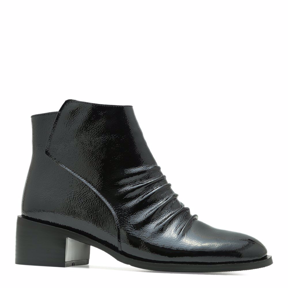 Ботинки весенние на каблуке, Черный
Ботинки весенние на каблуке, Черный