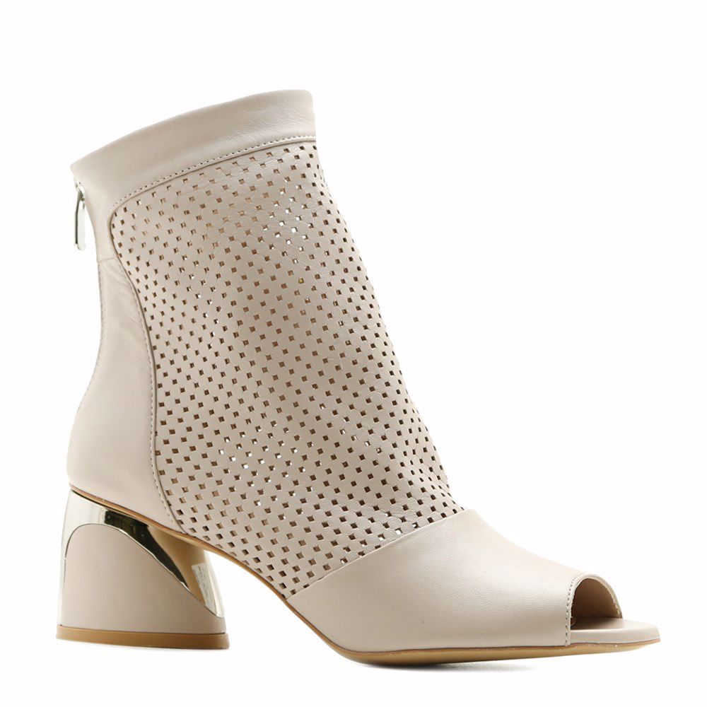 Ботинки весенние на каблуке, Бежевый
Ботинки весенние на каблуке, Бежевый