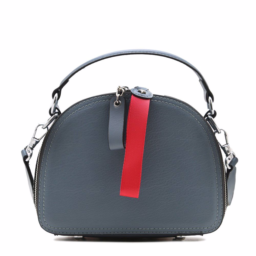 Сумка из натуральной кожи 
Сумка из натуральной кожи