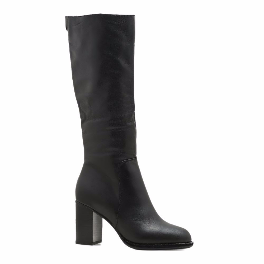 Сапоги зимние на каблуке
Сапоги зимние на каблуке