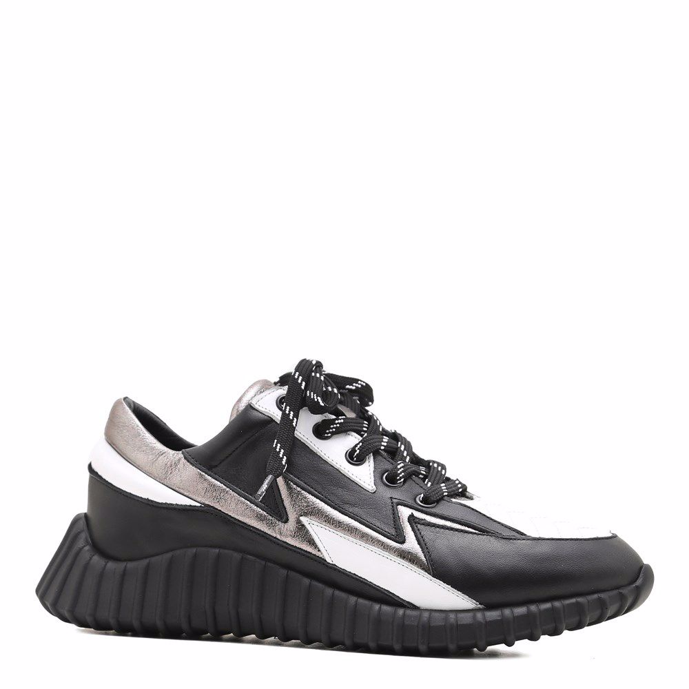 Кроссовки женские, Білий 
Кроссовки женские, Білий