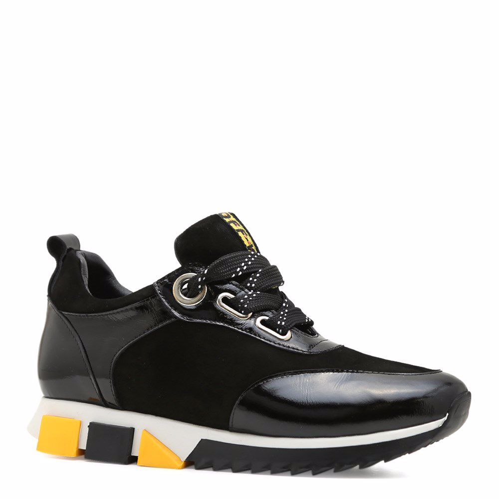 Кроссовки женские 
Кроссовки женские