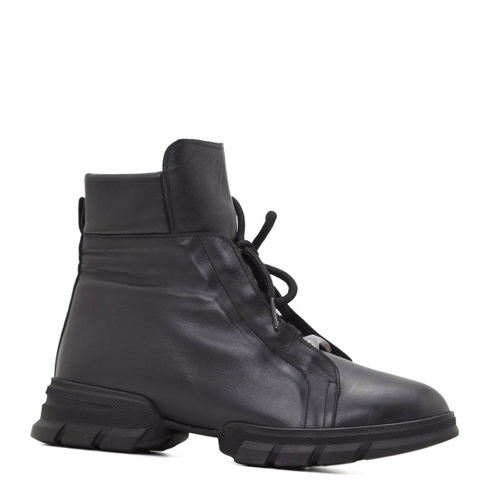 Ботинки зимние на низком ходу, Черный
Ботинки зимние на низком ходу, Черный