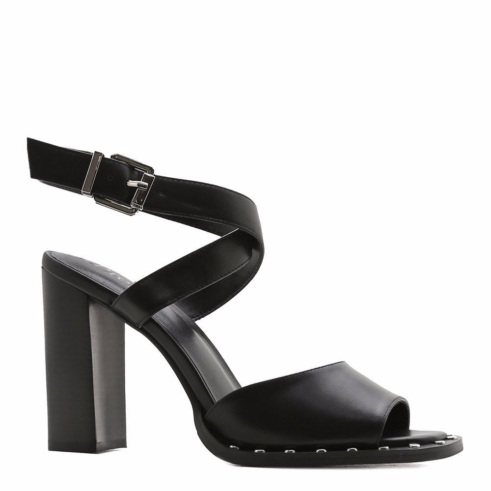 Босоножки на каблуке, Черный
Босоножки на каблуке, Черный