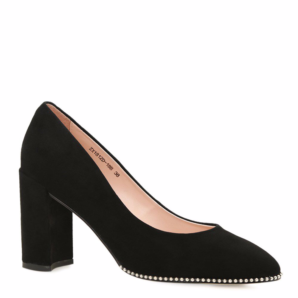 Туфли на каблуке
Туфли на каблуке