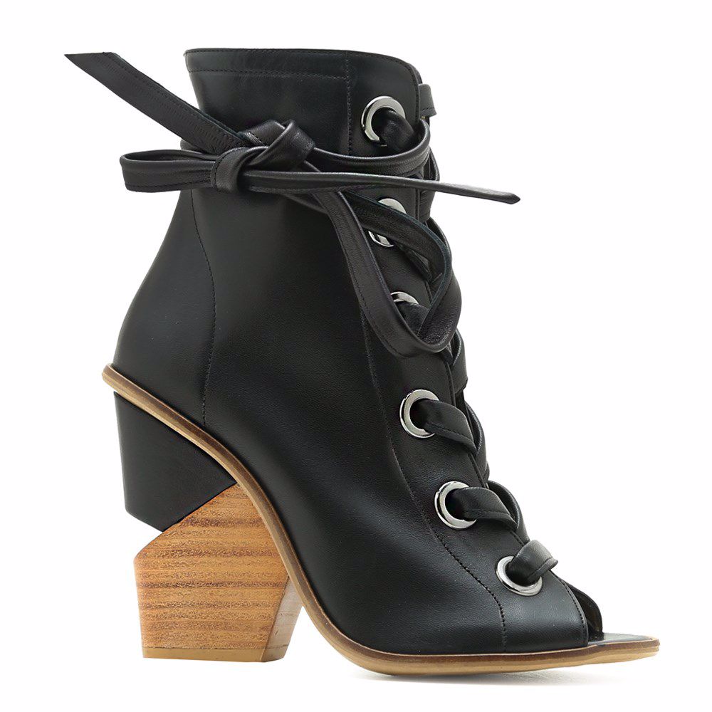 Босоніжки на підборах, Чорний
Босоніжки на підборах, Чорний