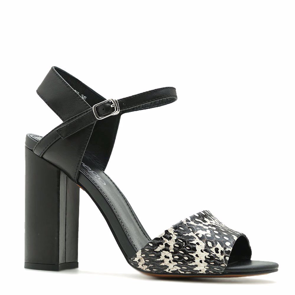 Босоніжки на підборах, Чорний
Босоніжки на підборах, Чорний