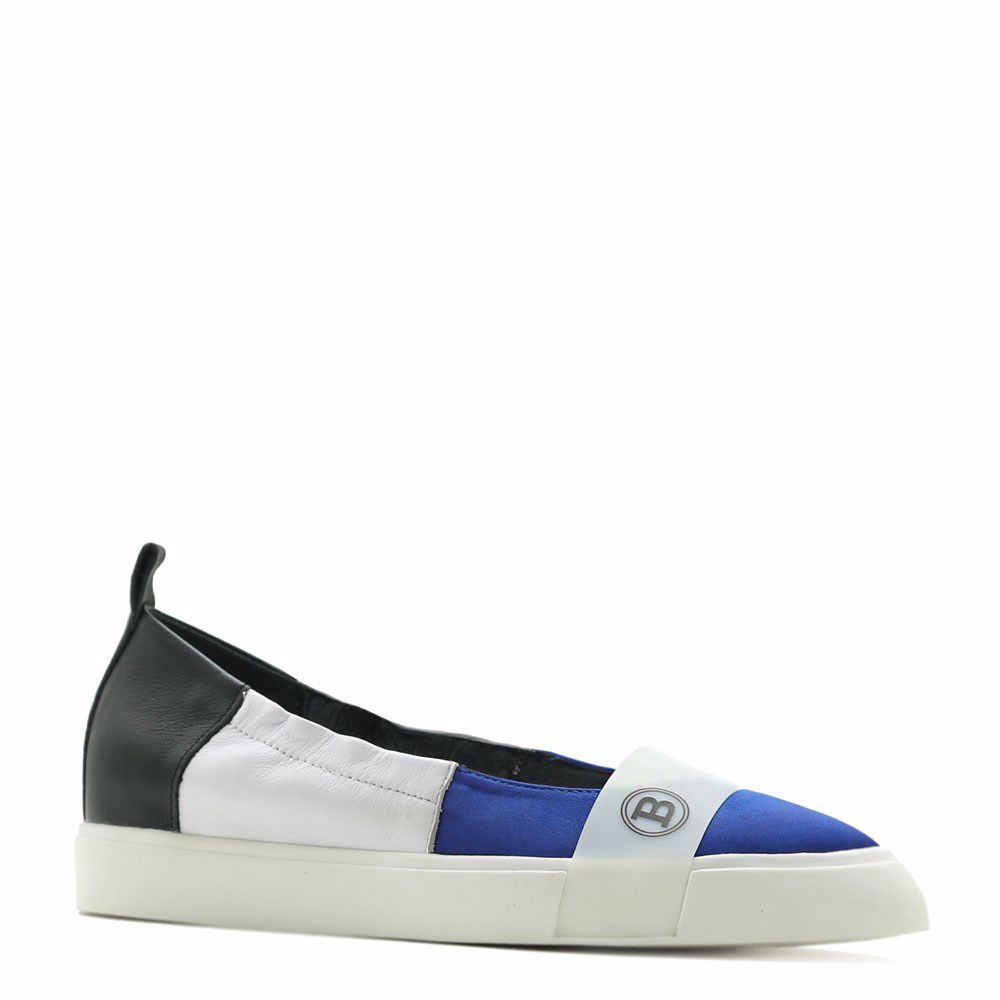 Туфли на низком ходу
Туфли на низком ходу