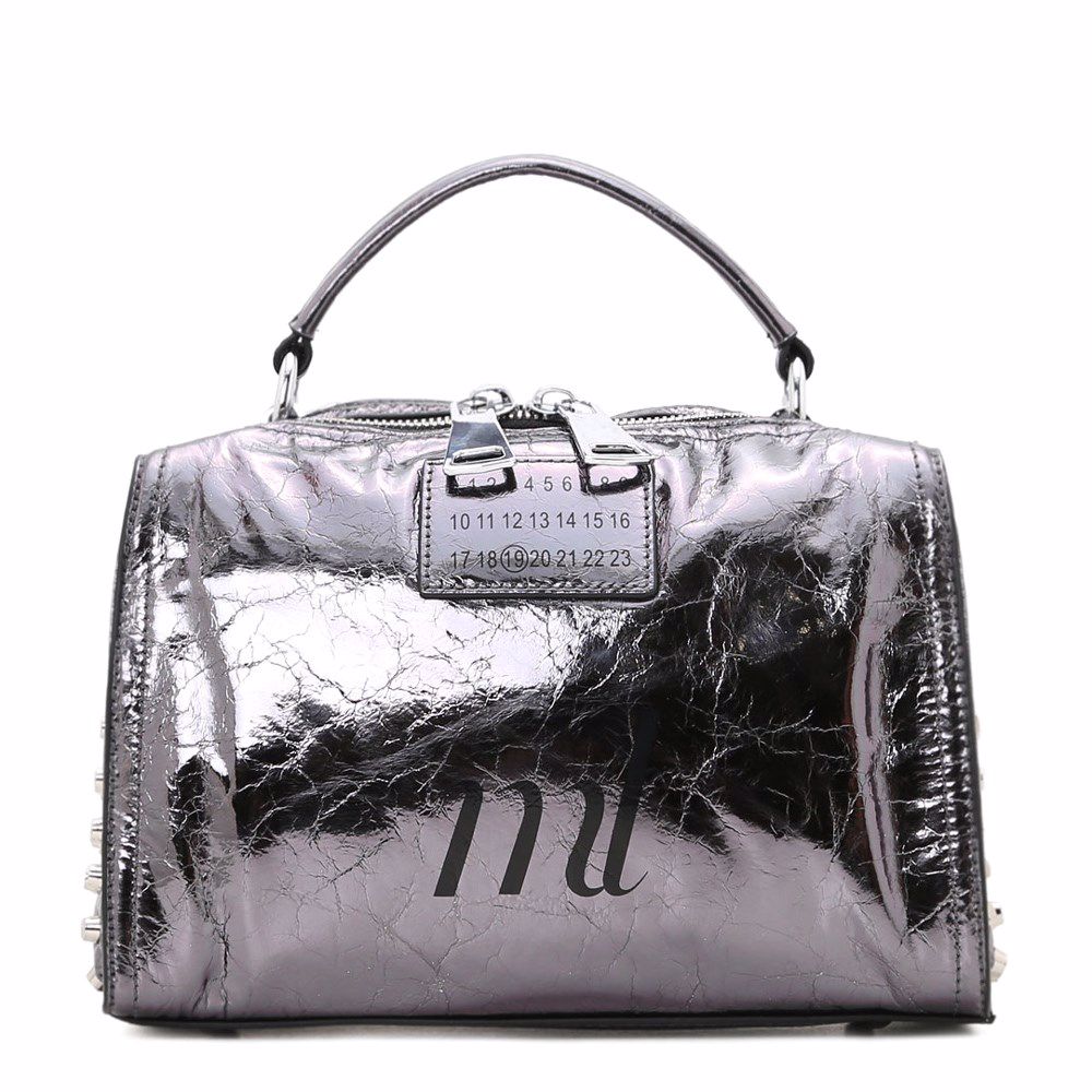 Сумка из натуральной кожи, Серебро
Сумка из натуральной кожи, Серебро
