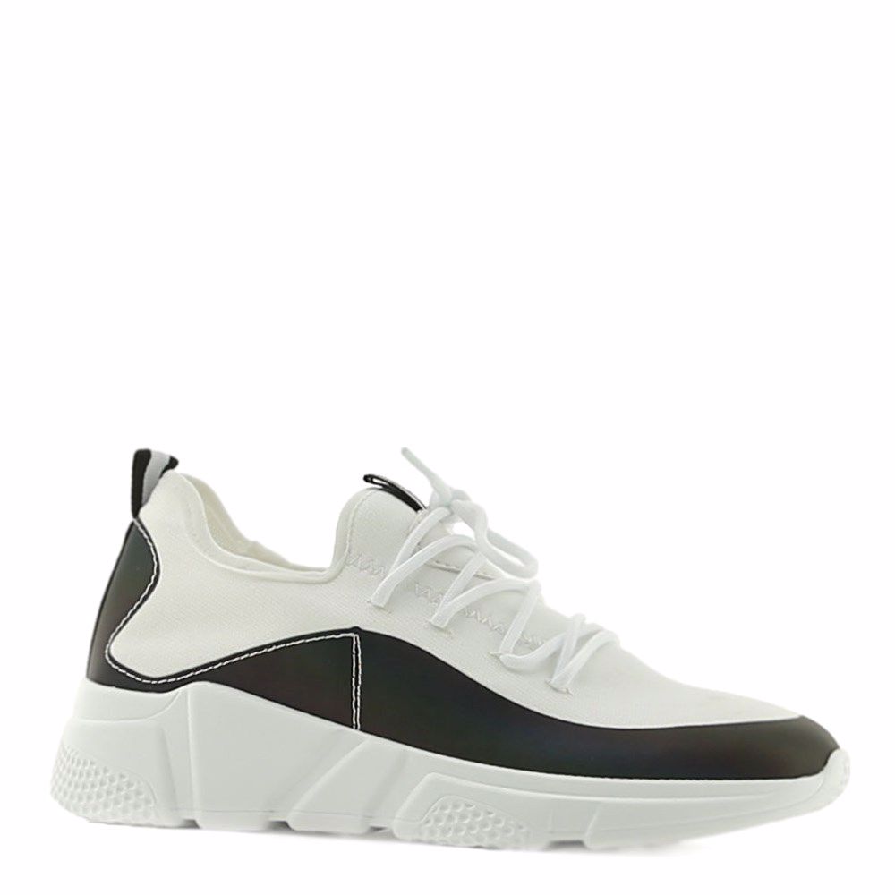 Кроссовки женские
Кроссовки женские