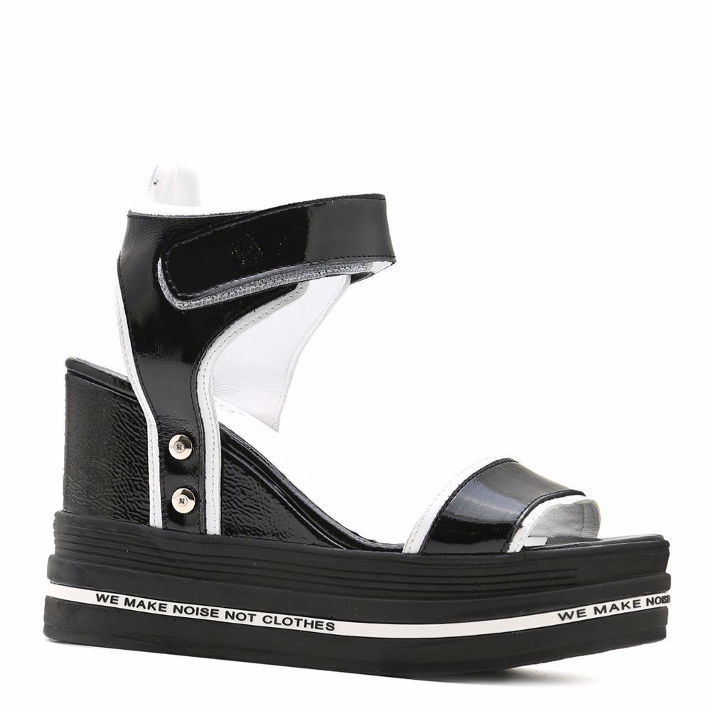 Босоніжки на платформі, Чорний
Босоніжки на платформі, Чорний