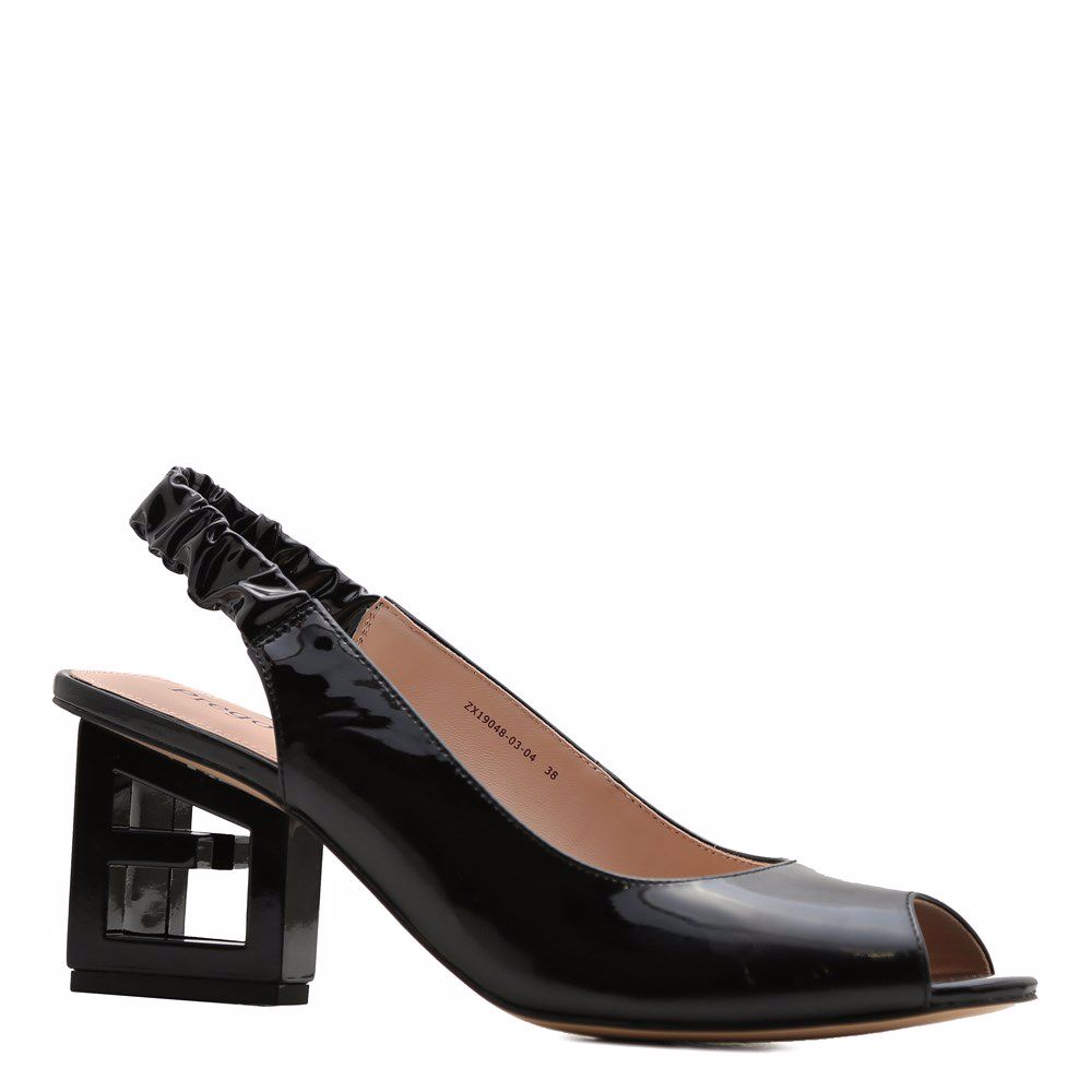 Босоніжки на підборах, Чорний
Босоніжки на підборах, Чорний