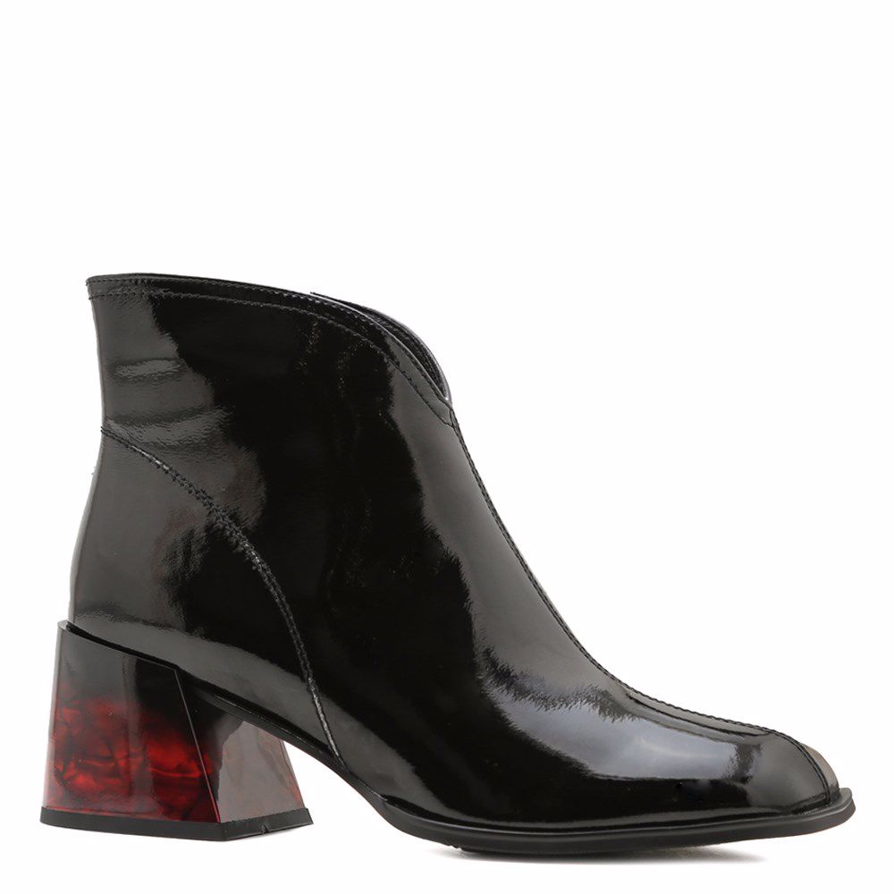 Черевики осінні на підборах prego, Чорний 
Черевики осінні на підборах prego, Чорний