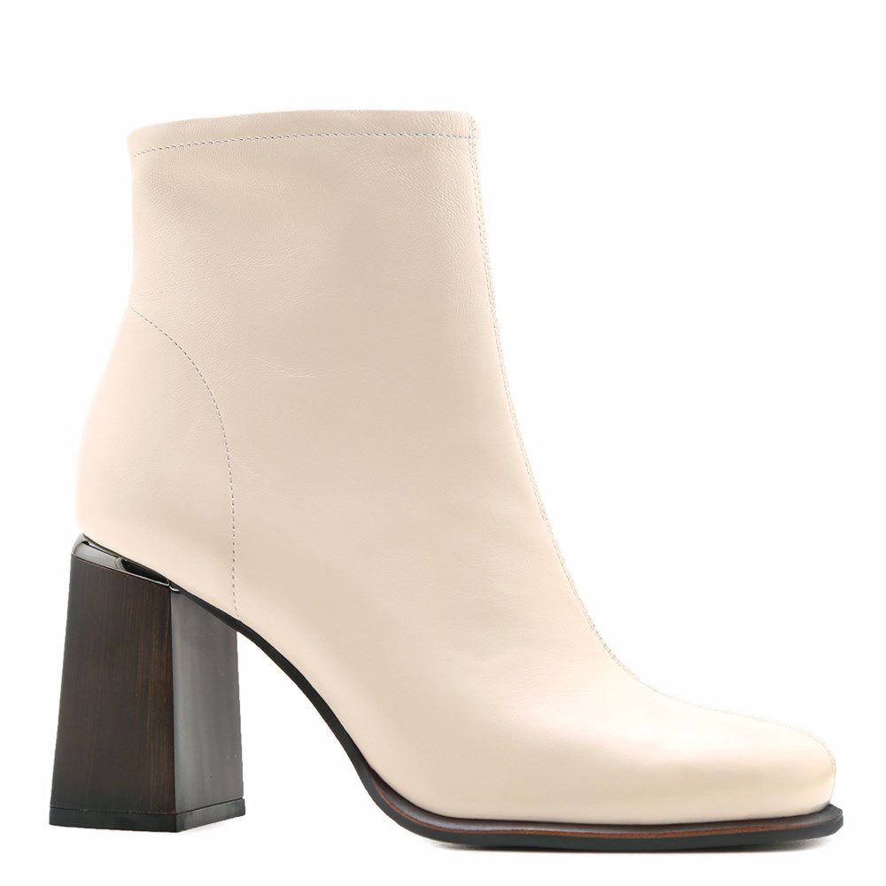 Ботинки осенние на каблуке, Кремовий
Ботинки осенние на каблуке, Кремовий