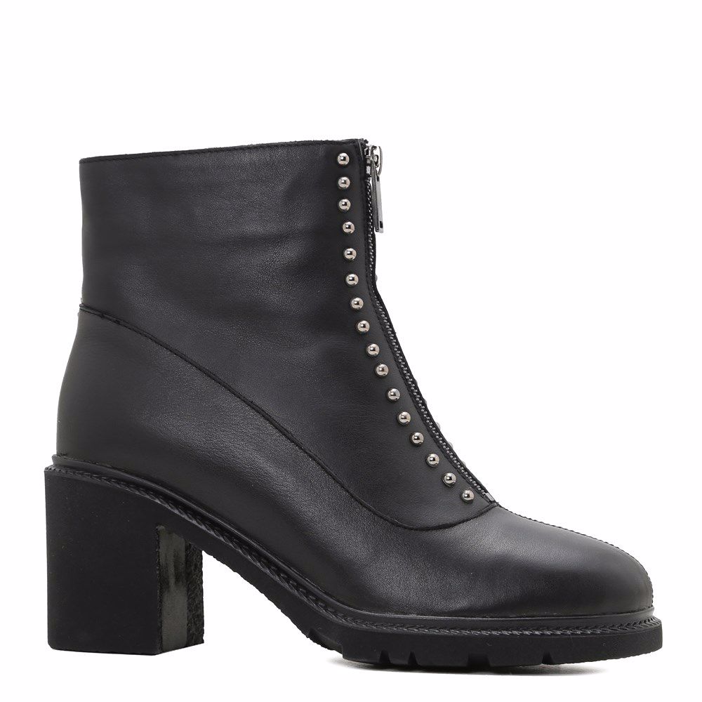 Ботинки зимние на каблуке, Чорний
Ботинки зимние на каблуке, Чорний