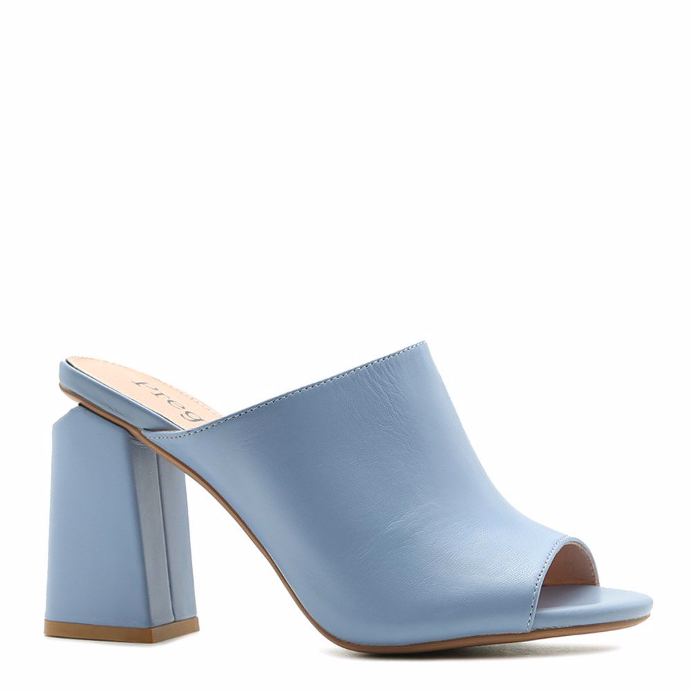 Шлепанцы на каблуке, Голубой
Шлепанцы на каблуке, Голубой
