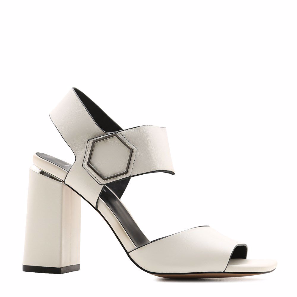 Босоножки на каблуке, Белый
Босоножки на каблуке, Белый