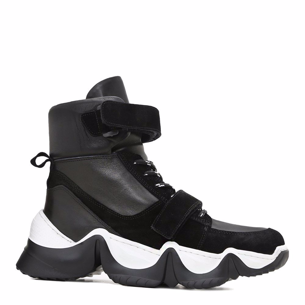 Ботинки зимние на платформе, Чорний
Ботинки зимние на платформе, Чорний