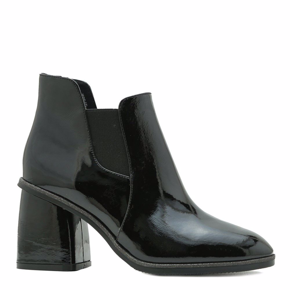 Черевики весняні на підборах, Чорний
Черевики весняні на підборах, Чорний