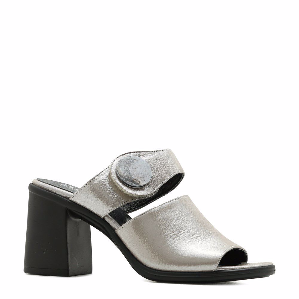 Шлепанцы на каблуке, Серый
Шлепанцы на каблуке, Серый