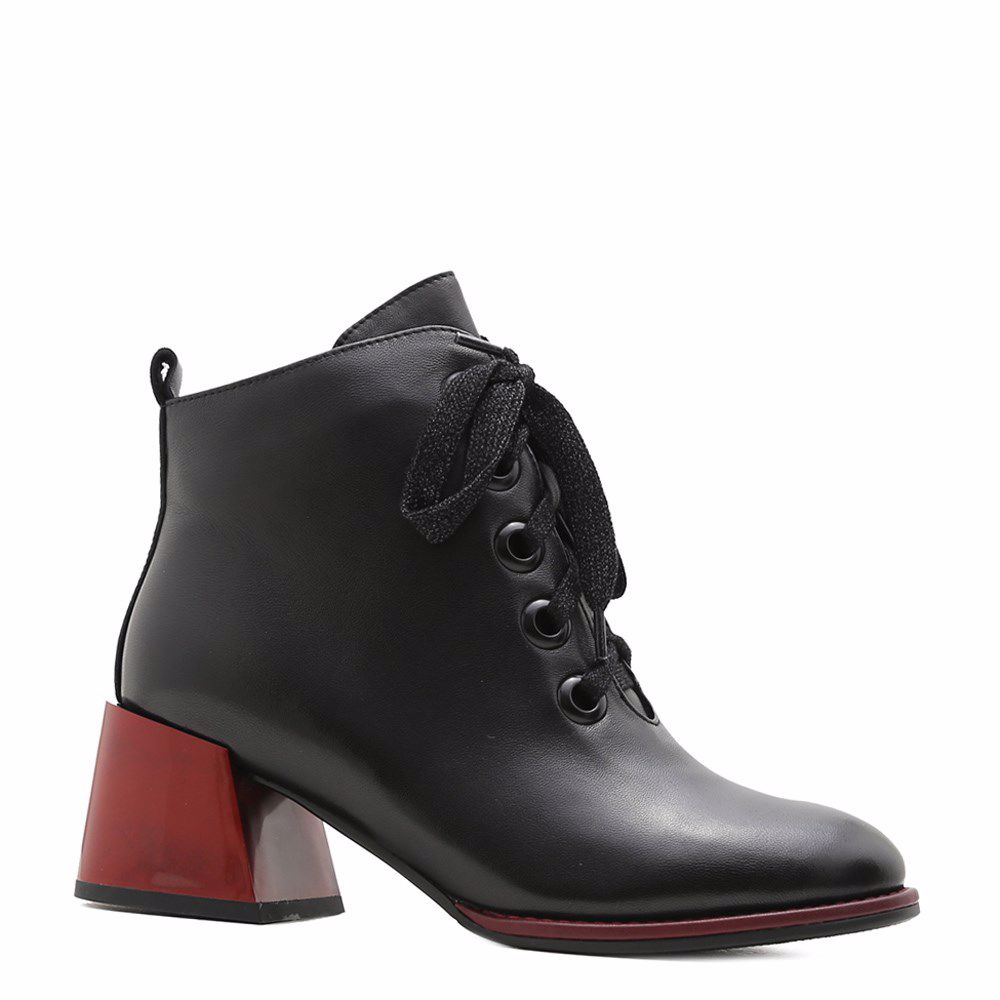 Ботинки осенние на каблуке, Черный
Ботинки осенние на каблуке, Черный