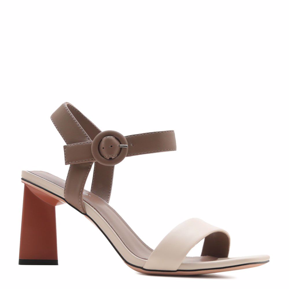 Босоніжки на підборах prego, Бежевий
Босоніжки на підборах prego, Бежевий