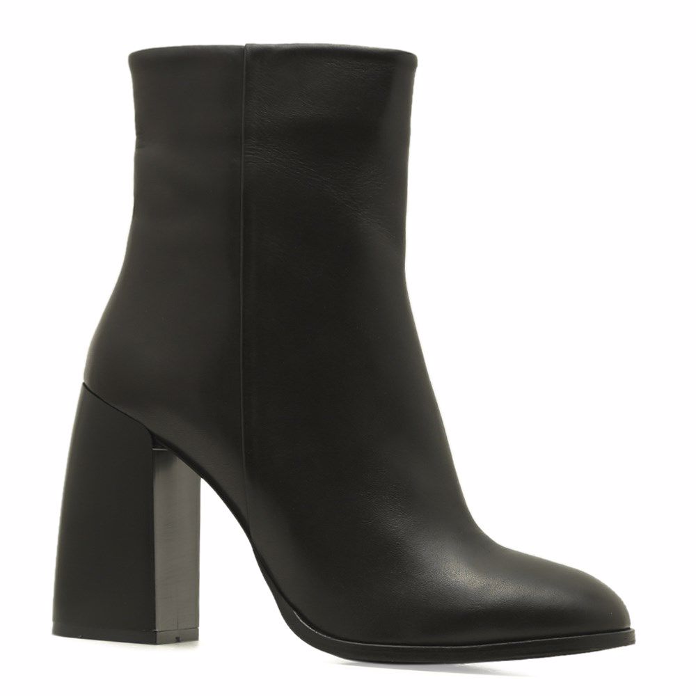 Ботинки осенние на каблуке, Чорний
Ботинки осенние на каблуке, Чорний