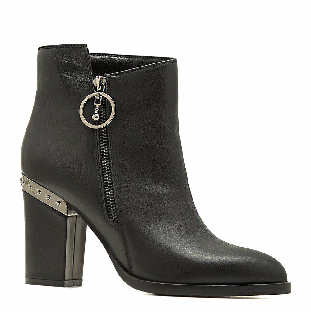 Ботинки осенние на каблуке, Черный
Ботинки осенние на каблуке, Черный