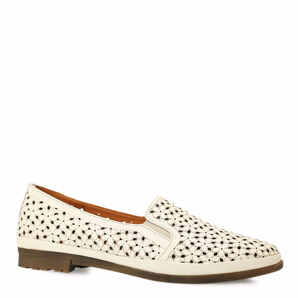 Туфли с перфорацией, Светлый беж
Туфли с перфорацией, Светлый беж