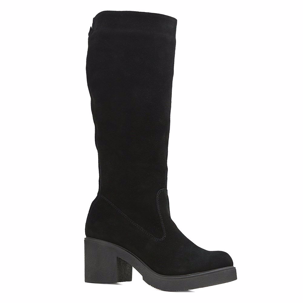 Сапоги зимние на каблуке
Сапоги зимние на каблуке