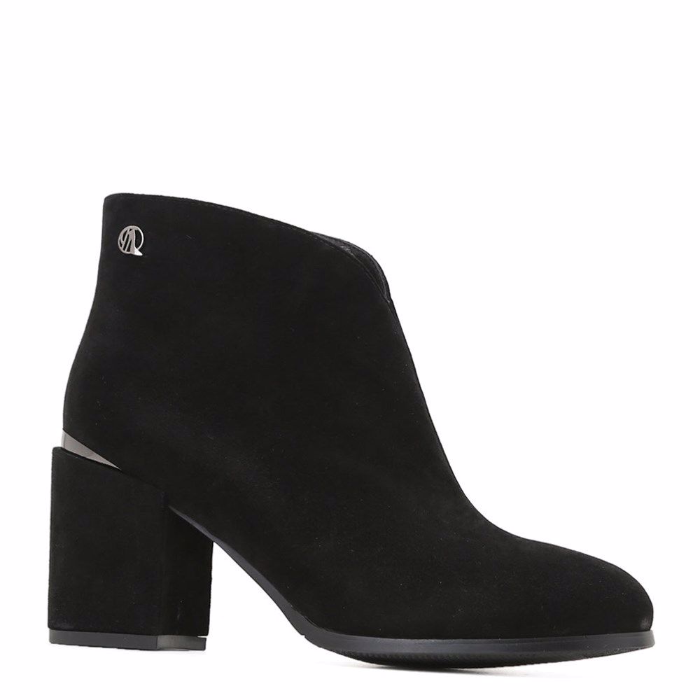 Черевики осінні на підборах, Чорний
Черевики осінні на підборах, Чорний