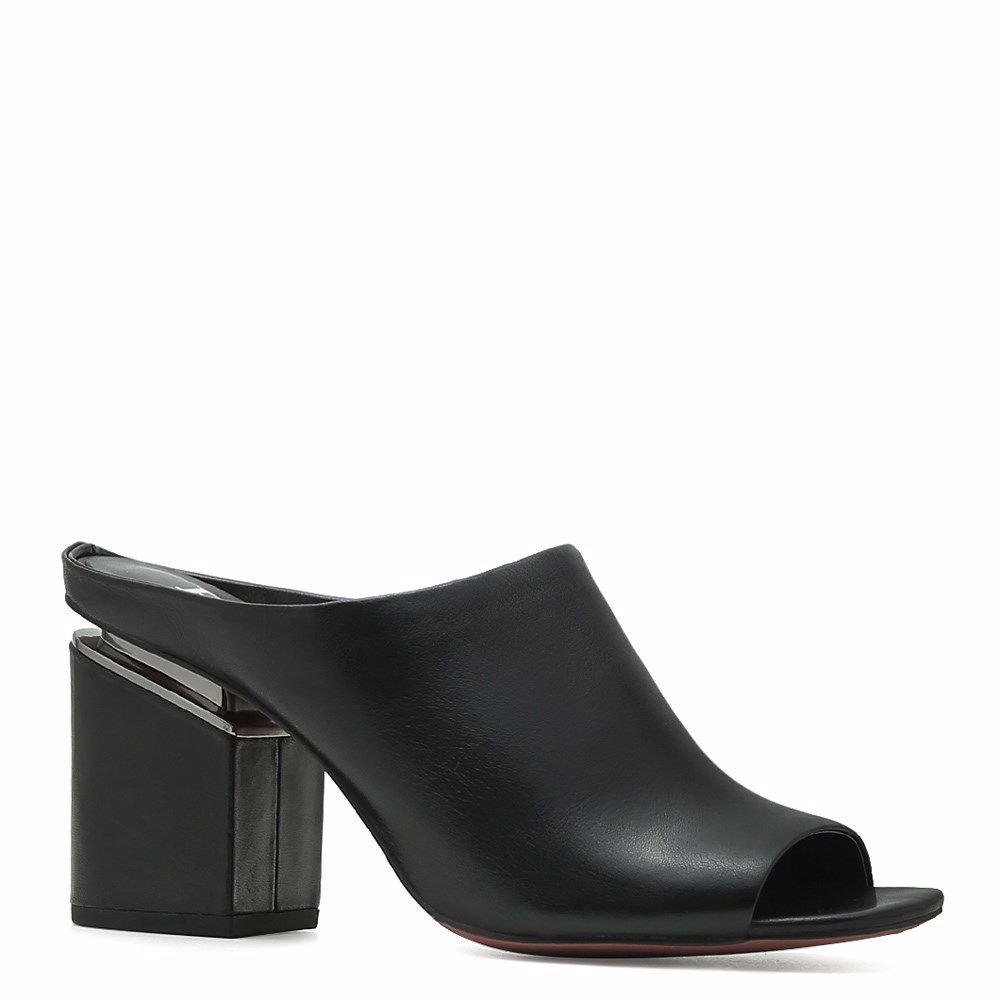 Шльопанці на підборах, Чорний
Шльопанці на підборах, Чорний