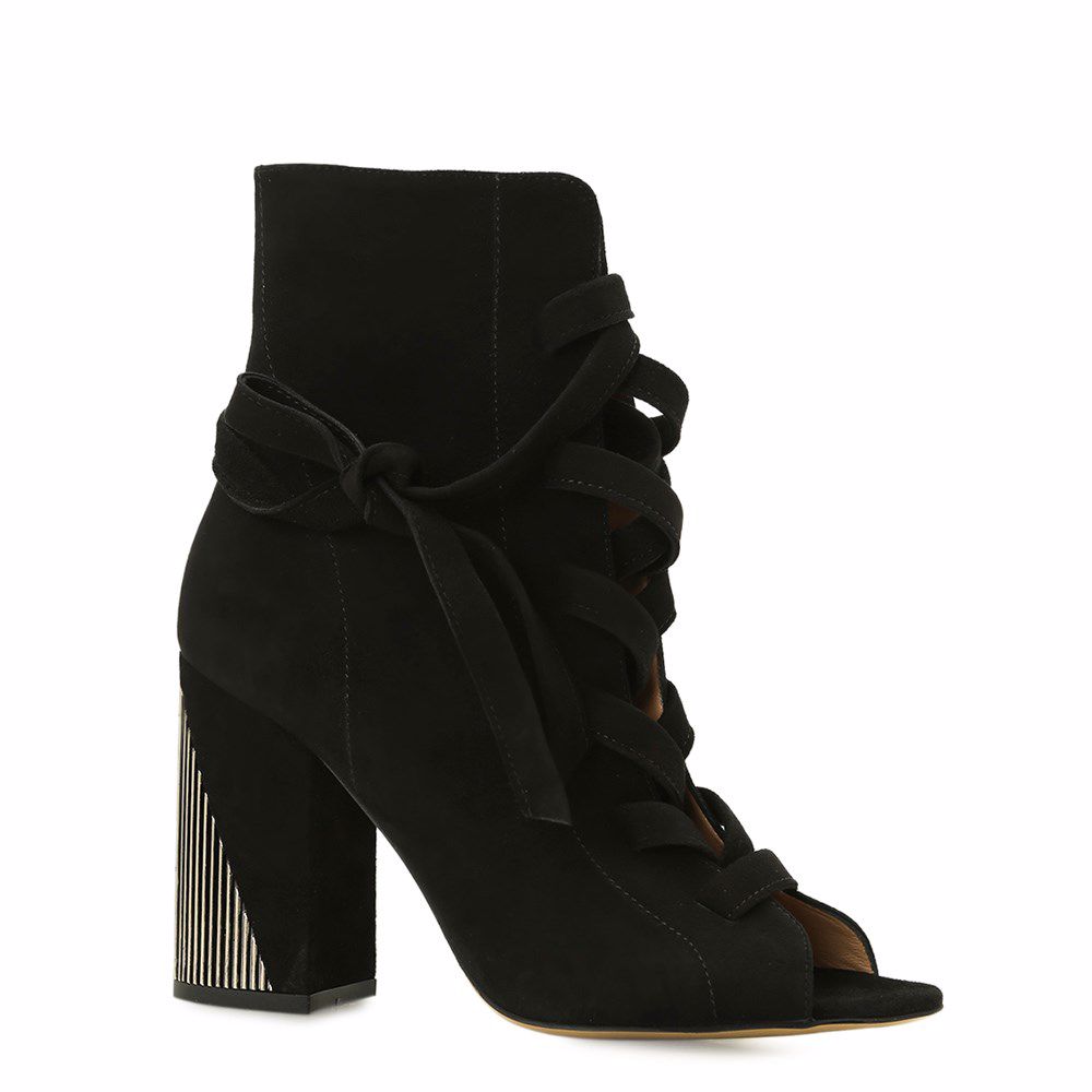 Ботинки весенние на каблуке, Черный 
Ботинки весенние на каблуке, Черный