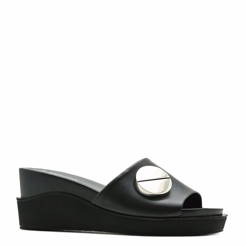 Шлепанцы на платформе, Черный
Шлепанцы на платформе, Черный