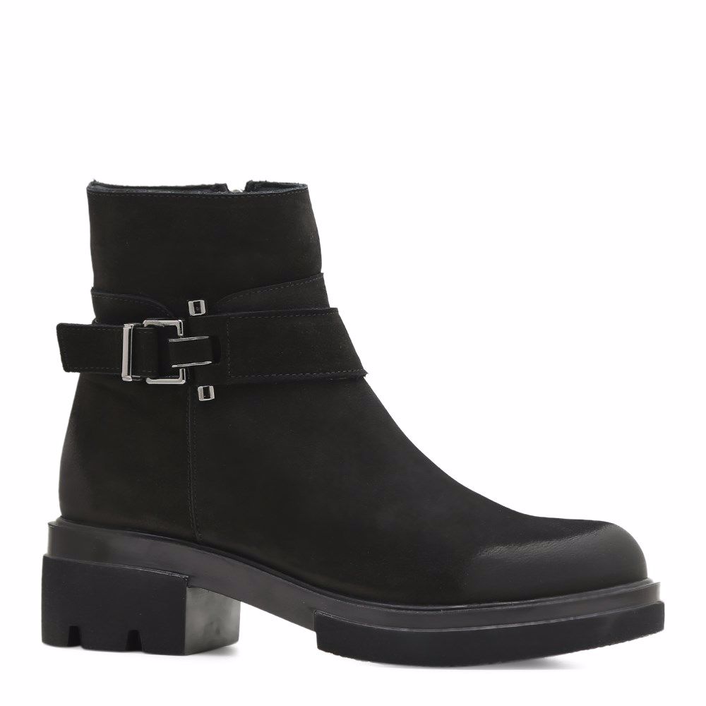 Ботинки осенние на низком ходу, Черный
Ботинки осенние на низком ходу, Черный