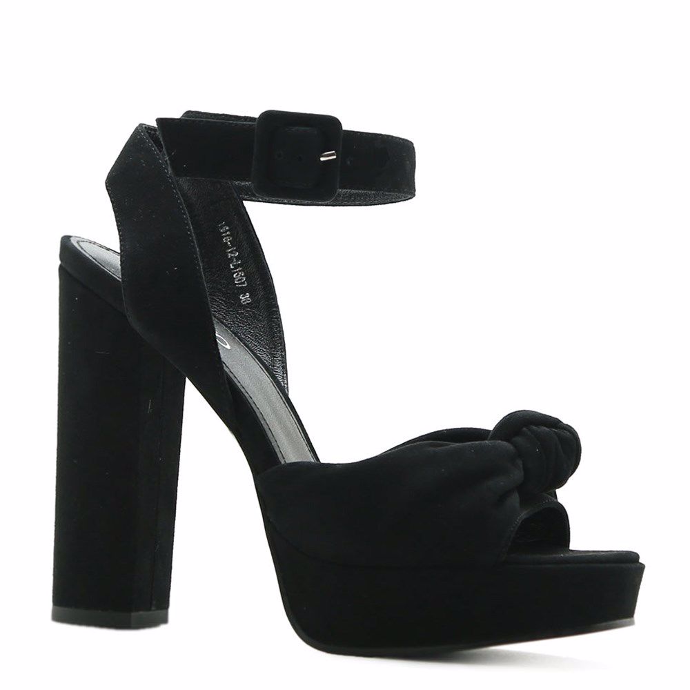 Босоножки на каблуке, Черный
Босоножки на каблуке, Черный