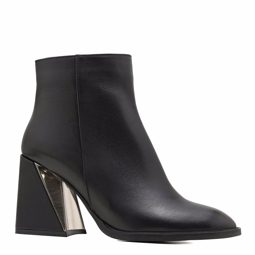 Черевики осінні на підборах, Чорний
Черевики осінні на підборах, Чорний