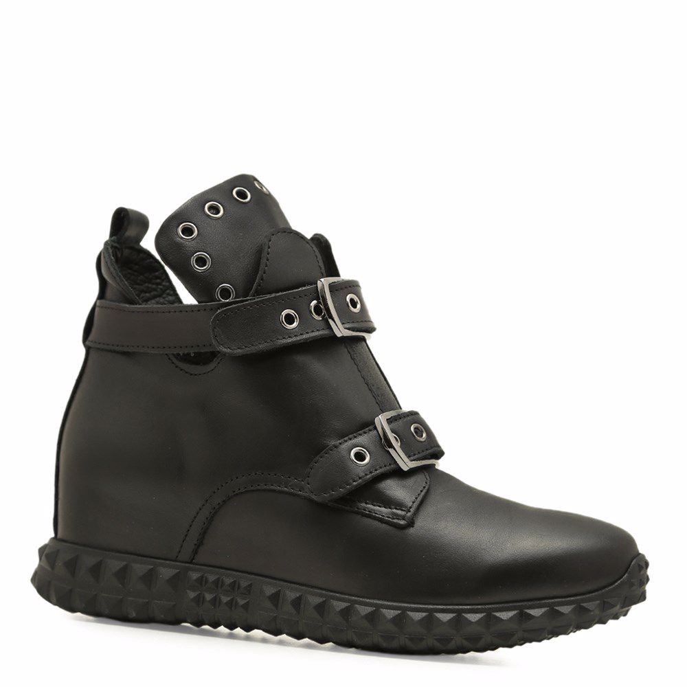 Ботинки осенние на танкетке, Черный
Ботинки осенние на танкетке, Черный