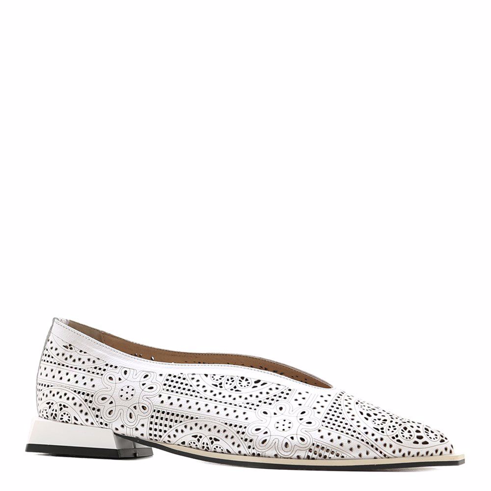 Туфлі з перфорацією, Білий 
Туфлі з перфорацією, Білий