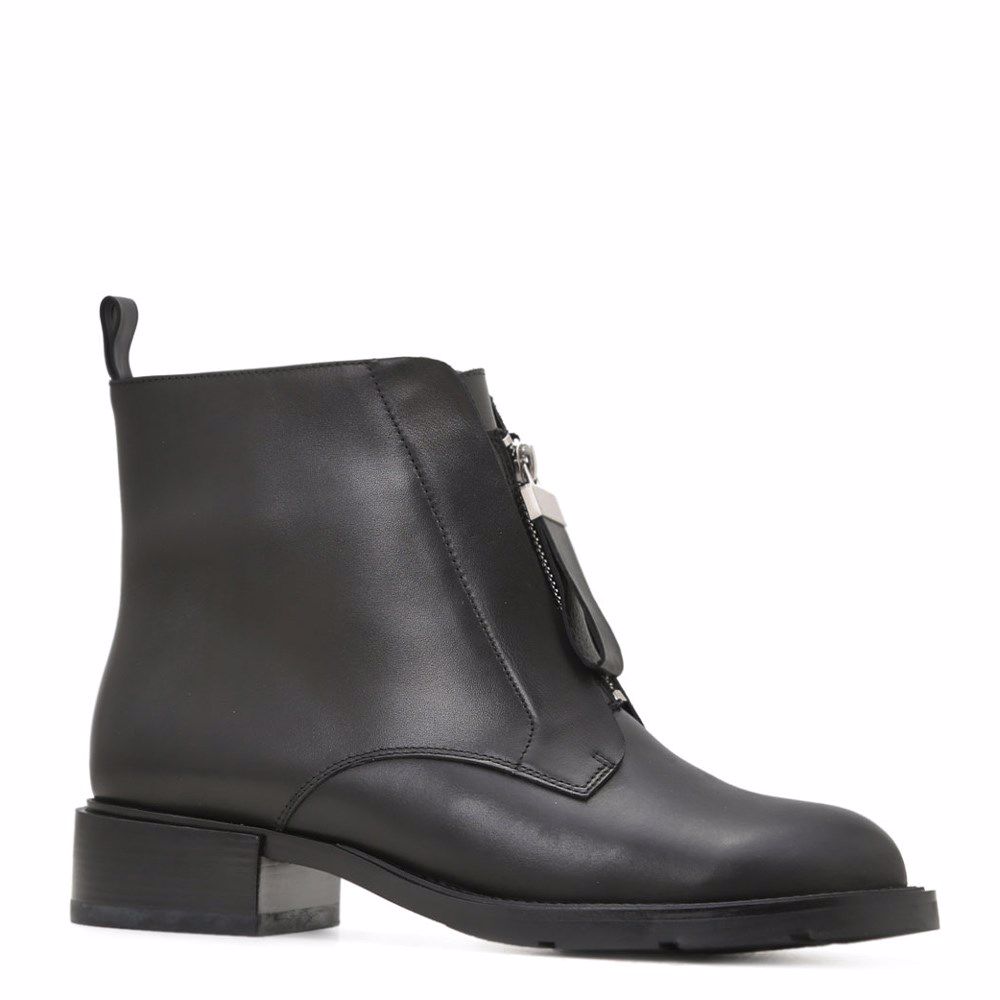 Ботинки зимние на низком ходу
Ботинки зимние на низком ходу