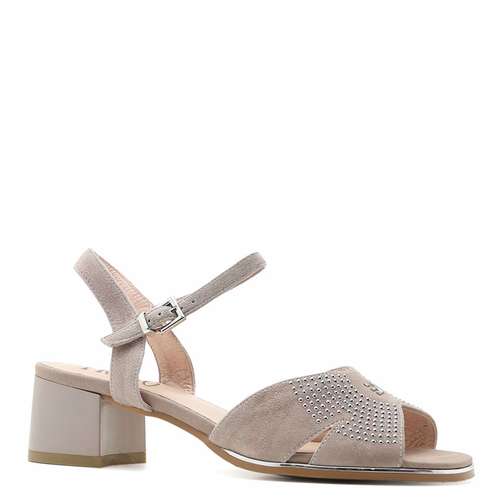 Босоножки на каблуке, Сірий
Босоножки на каблуке, Сірий