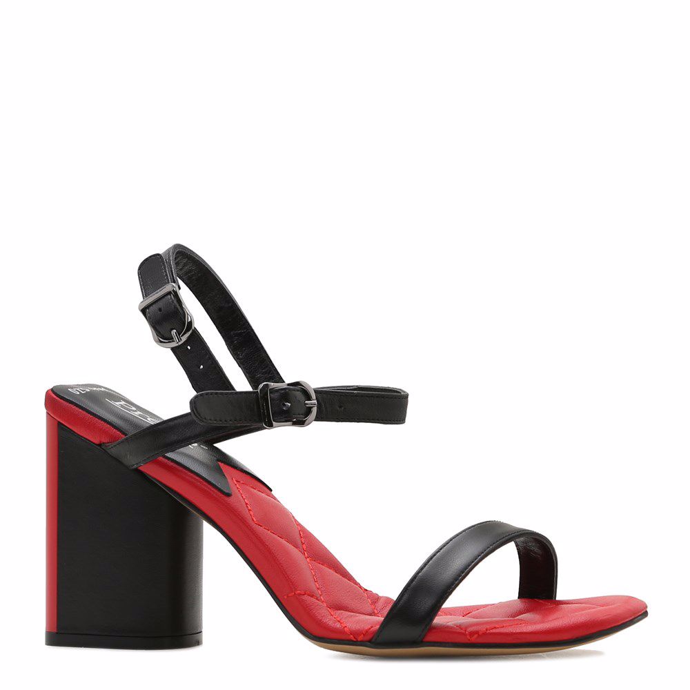 Босоніжки на підборах prego, Чорний
Босоніжки на підборах prego, Чорний