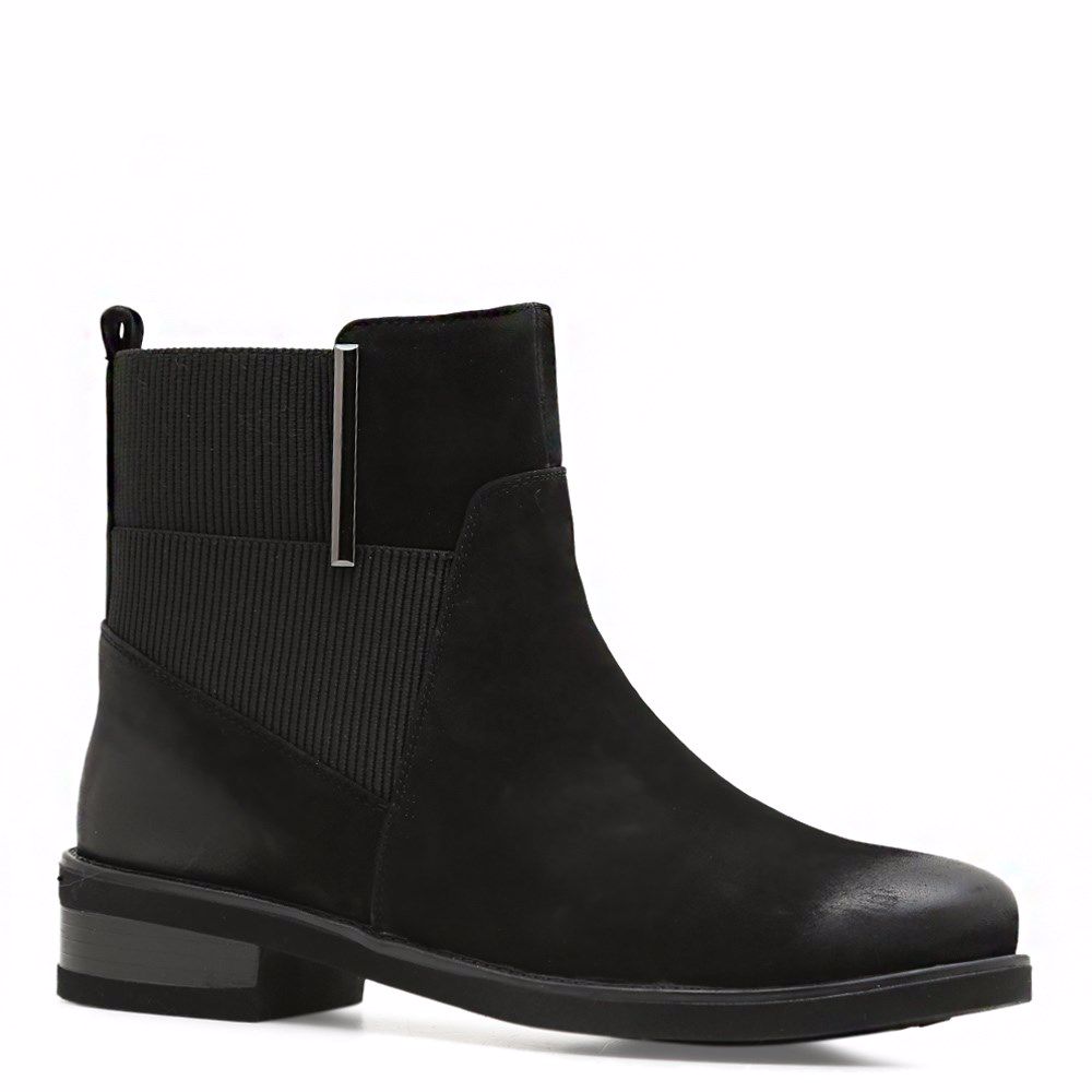 Ботинки зимние на низком ходу
Ботинки зимние на низком ходу