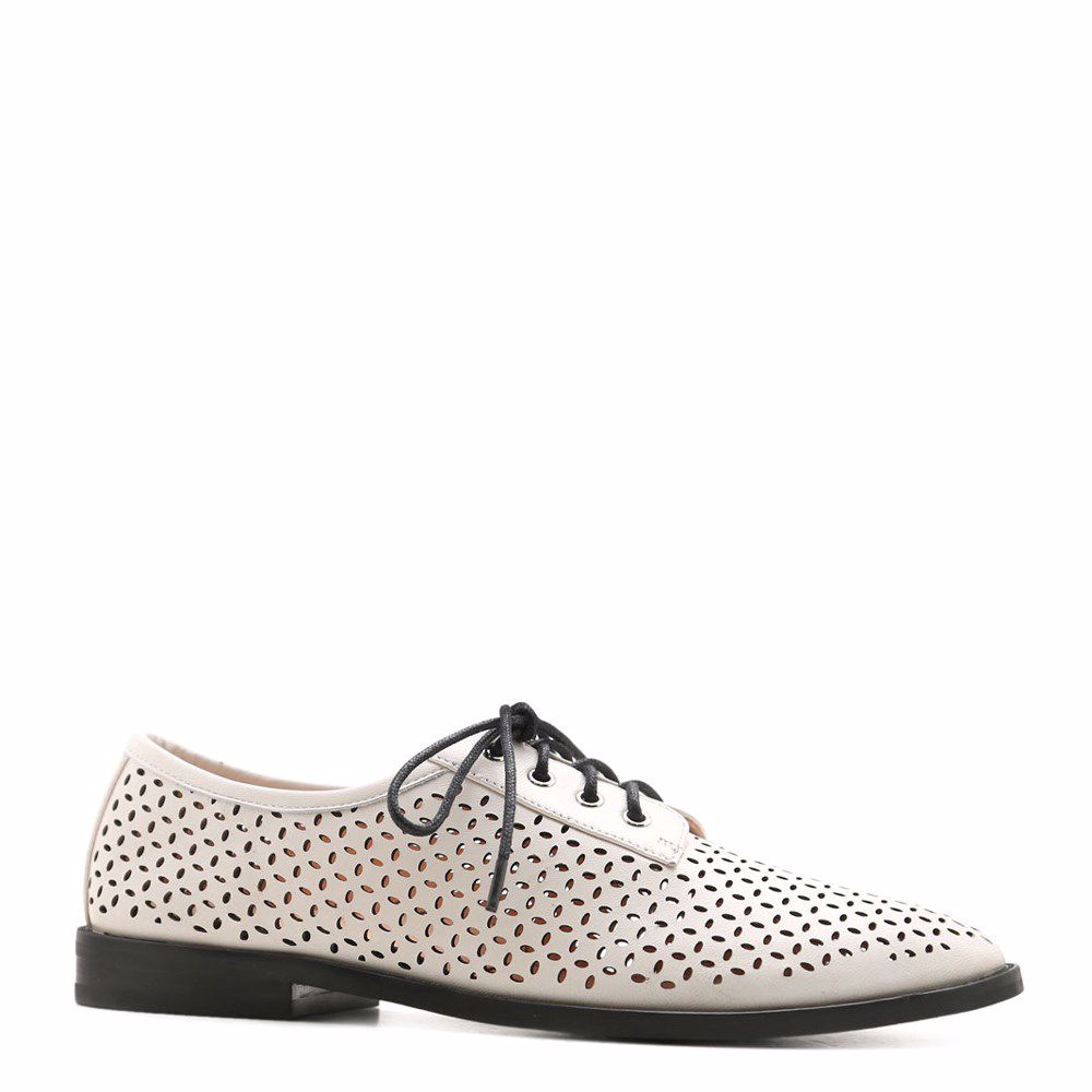 Туфлі з перфорацією, Кремовий
Туфлі з перфорацією, Кремовий