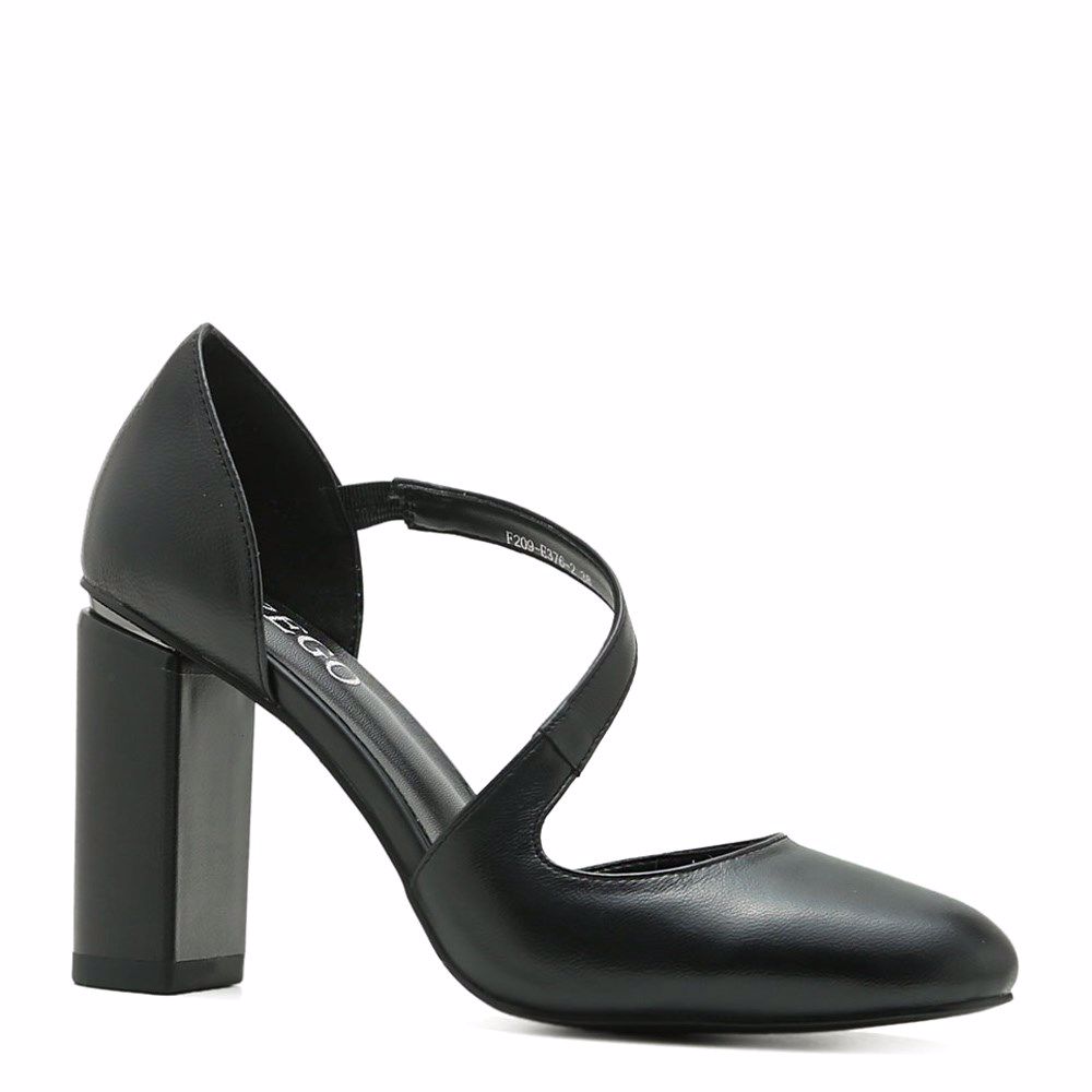Босоножки на каблуке, Черный
Босоножки на каблуке, Черный