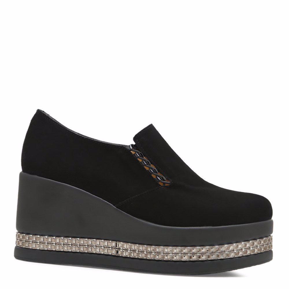 Туфли на платформе
Туфли на платформе