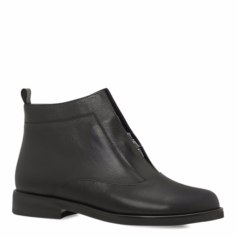 Ботинки весенние на низком ходу, Черный 
Ботинки весенние на низком ходу, Черный